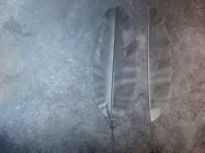 METAL LEAVES BLU